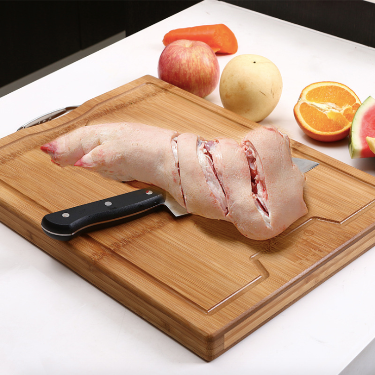 Whole Bamboo Carbonized Cutting Board for Kitchen Use