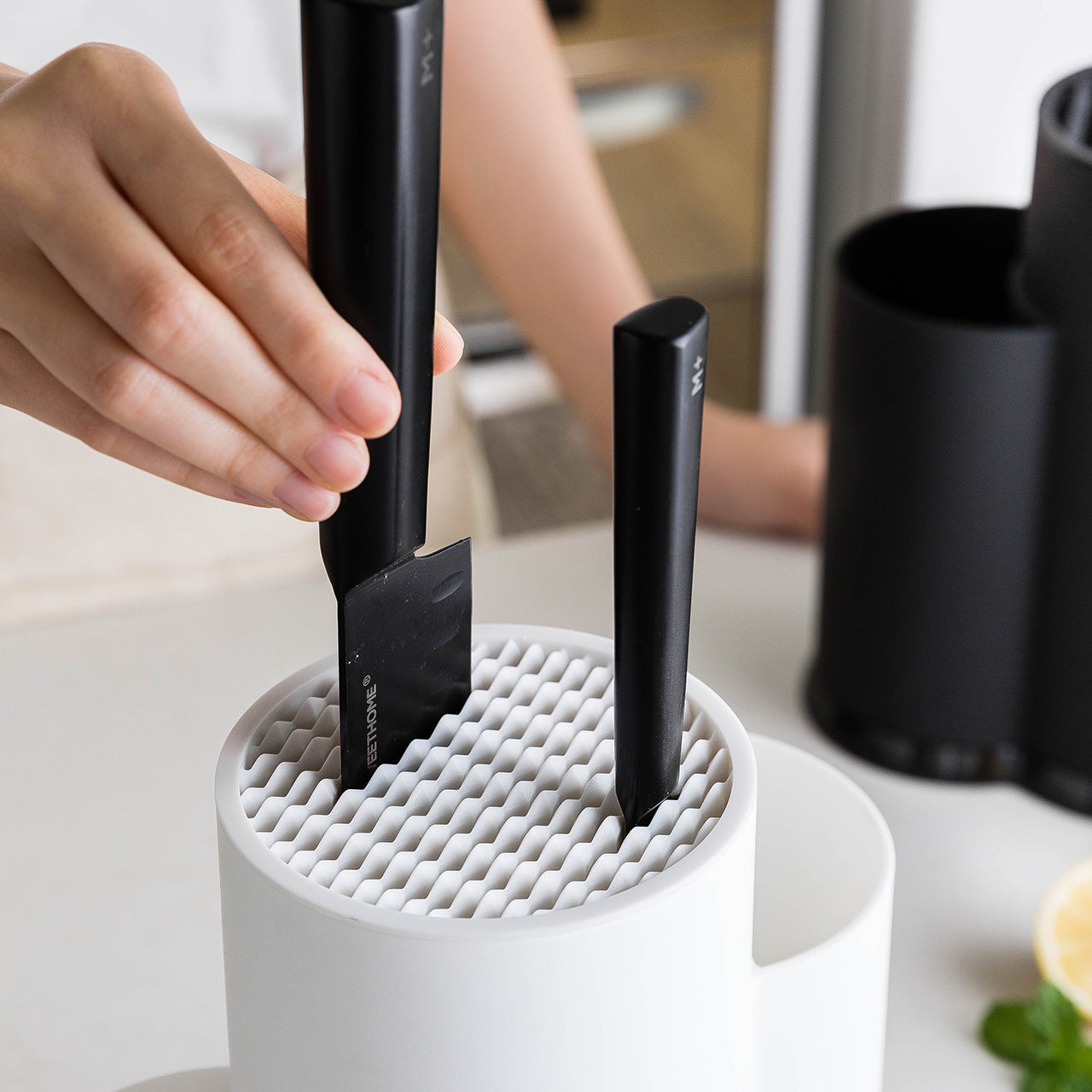TPR Knife Holder and Cutting Board Multi-Functional Kitchen Storage Rack