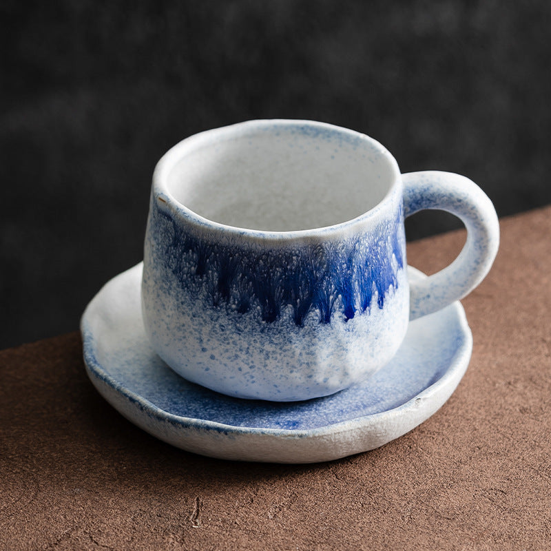 Retro-style Mugs For Afternoon Tea At Home