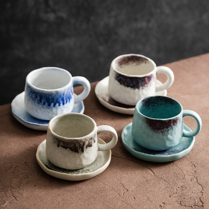 Retro-style Mugs For Afternoon Tea At Home